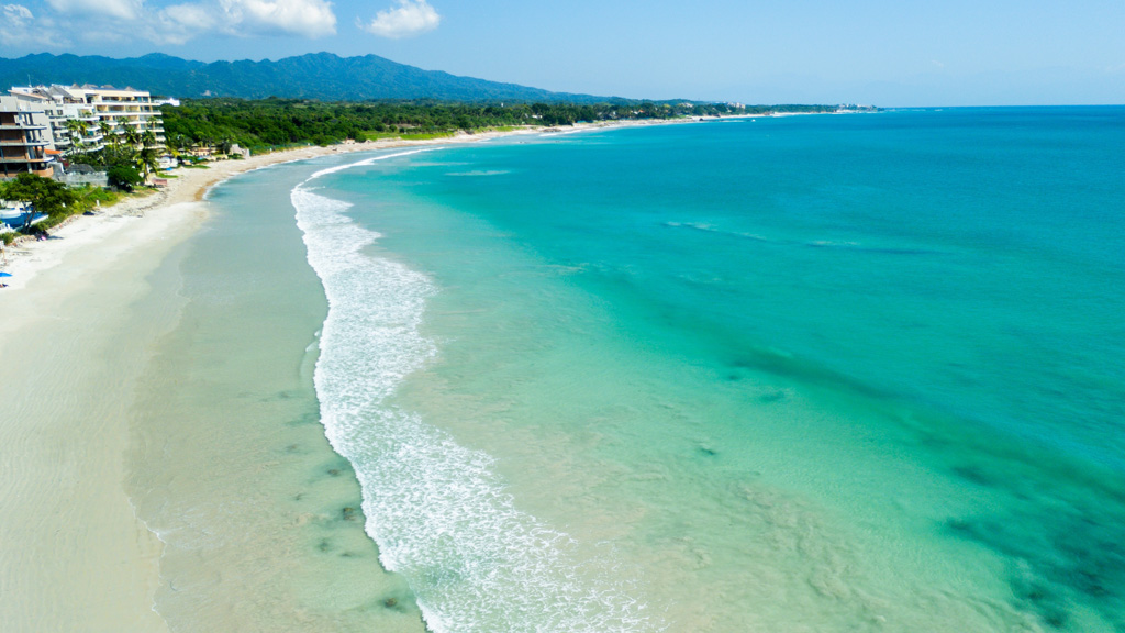 Discover a Sargassum-Free Paradise: Punta de Mita’s Crystal-Clear Beaches in 2025