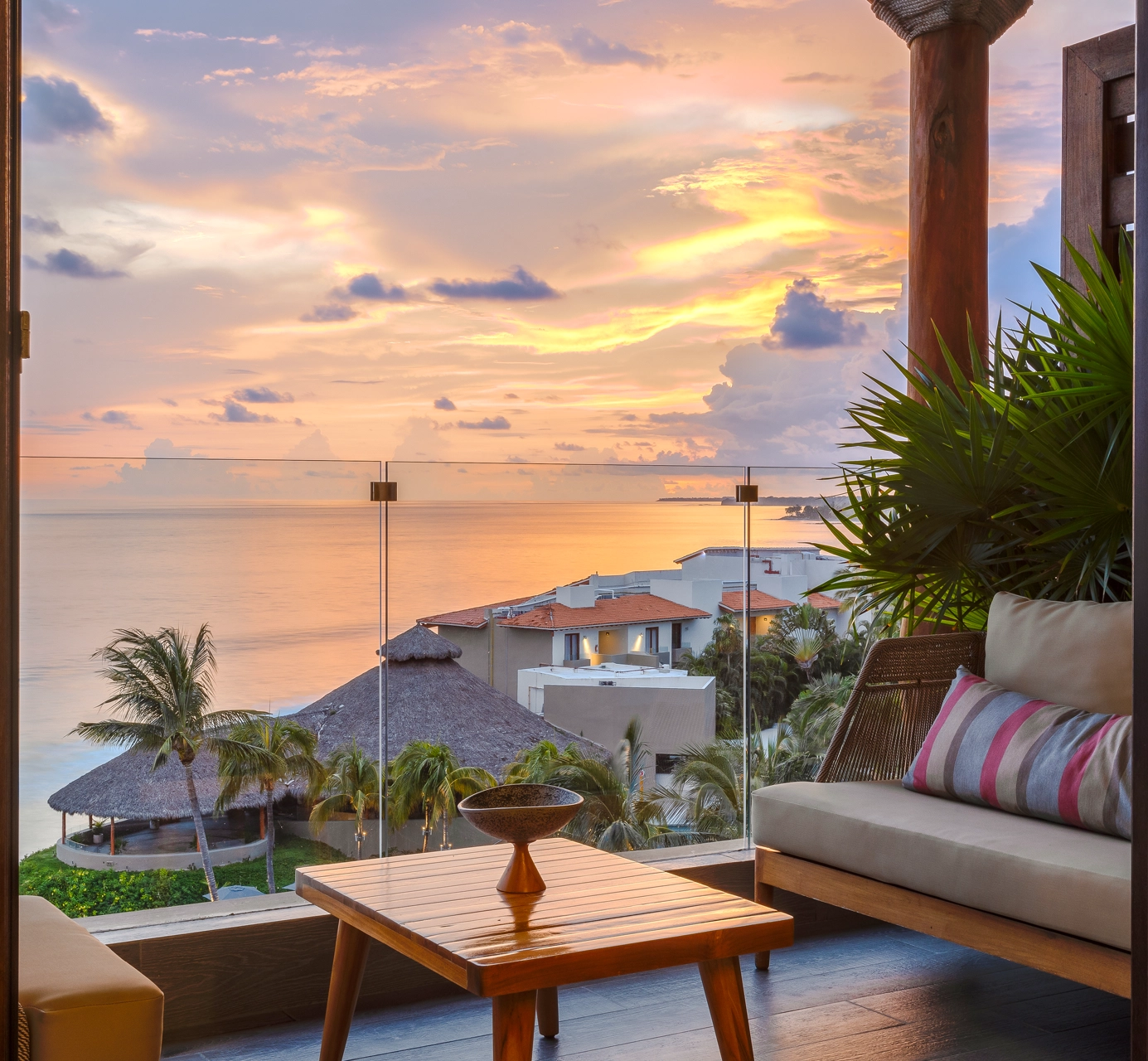 GALLERY SUPERIOR RETREATS ARMONY RESORTS