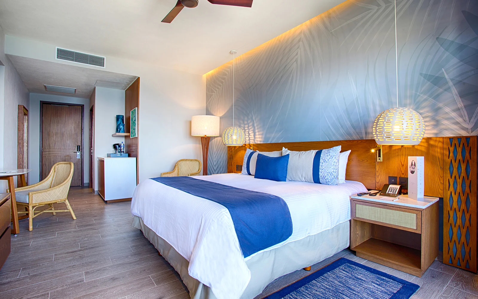 Lush room Armony Luxury Resort & Spa