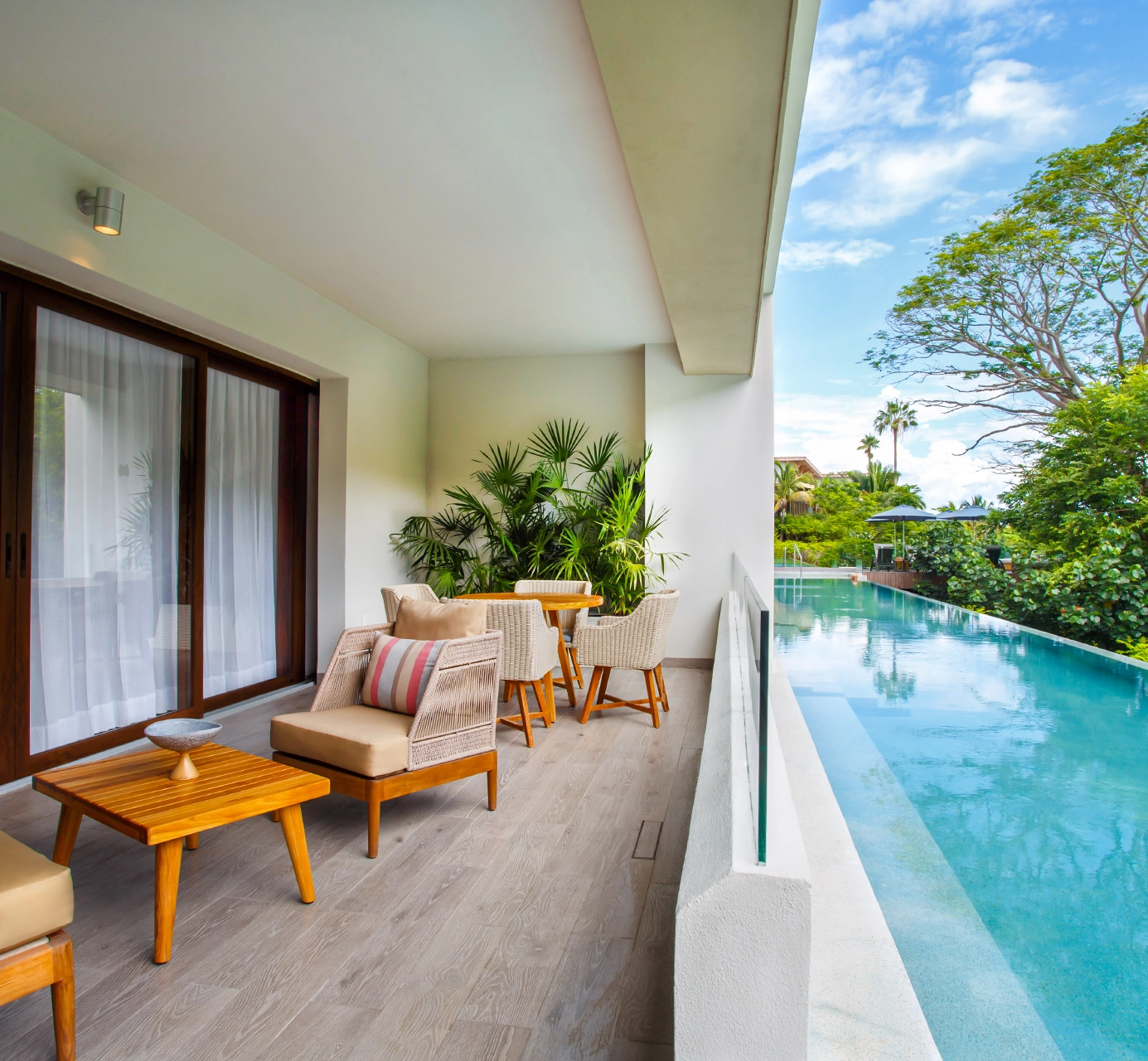 GALLERY SUPERIOR RETREATS ARMONY RESORTS